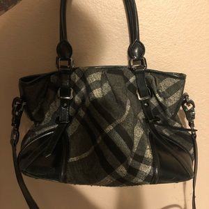 Burberry Beat Check Purse